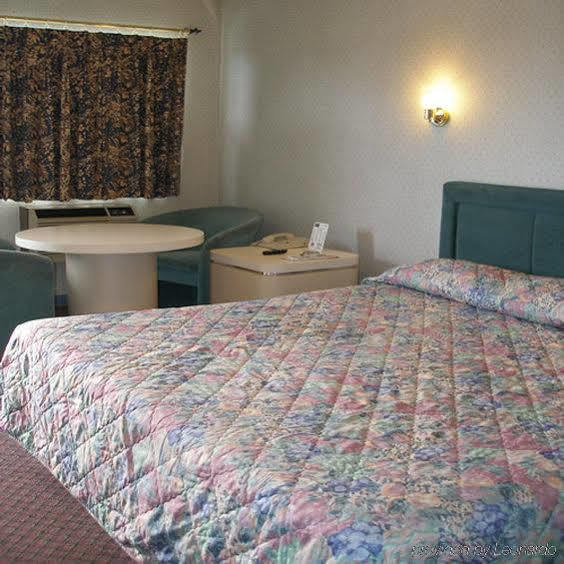 Red Carpet Inn Berlin Zimmer foto